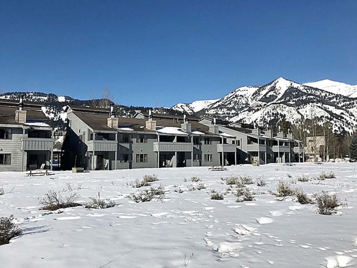 Jackson Hole Vacation Condominiums, A Vri Resort Wilson Exterior photo